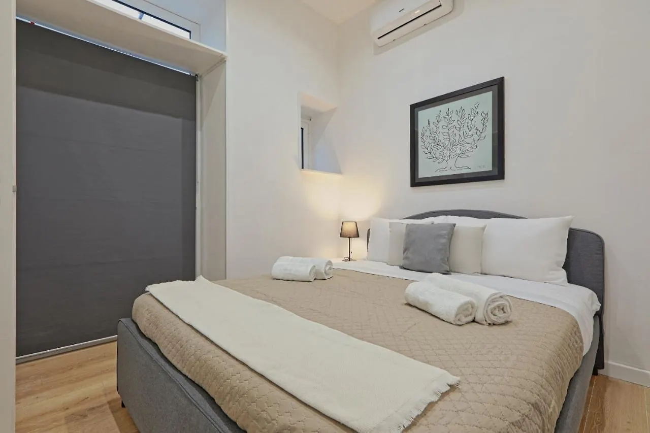 Апартаменты Costantino 11 Central Welcoming Apt X4 Палермо